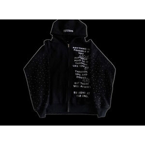 Rhinestone Motto Hoodie
WERICHSOON.WW